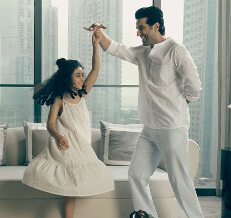 Rustomjee Uptown Urbania | La Familia